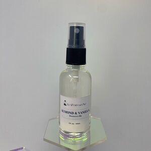 Almond & Vanilla Fragrance Oil, Natural Scent Blend - 1 Oz. (30 ML) Spray